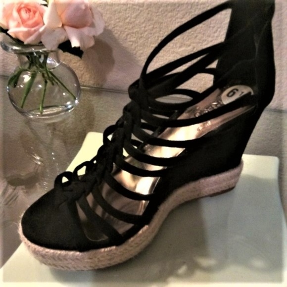 carlos santana camilla wedge